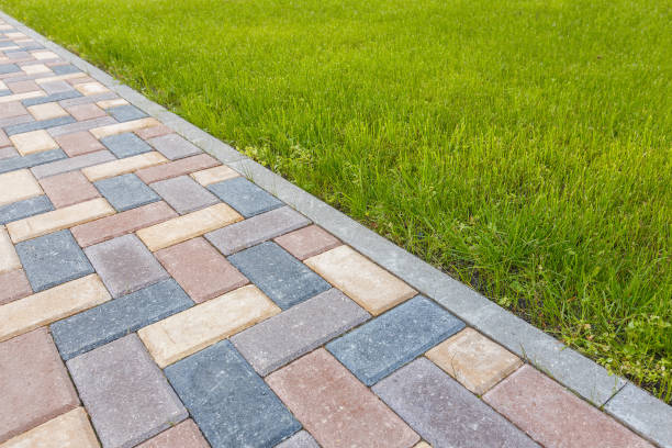  Pitola, CA Driveway Pavers Pros